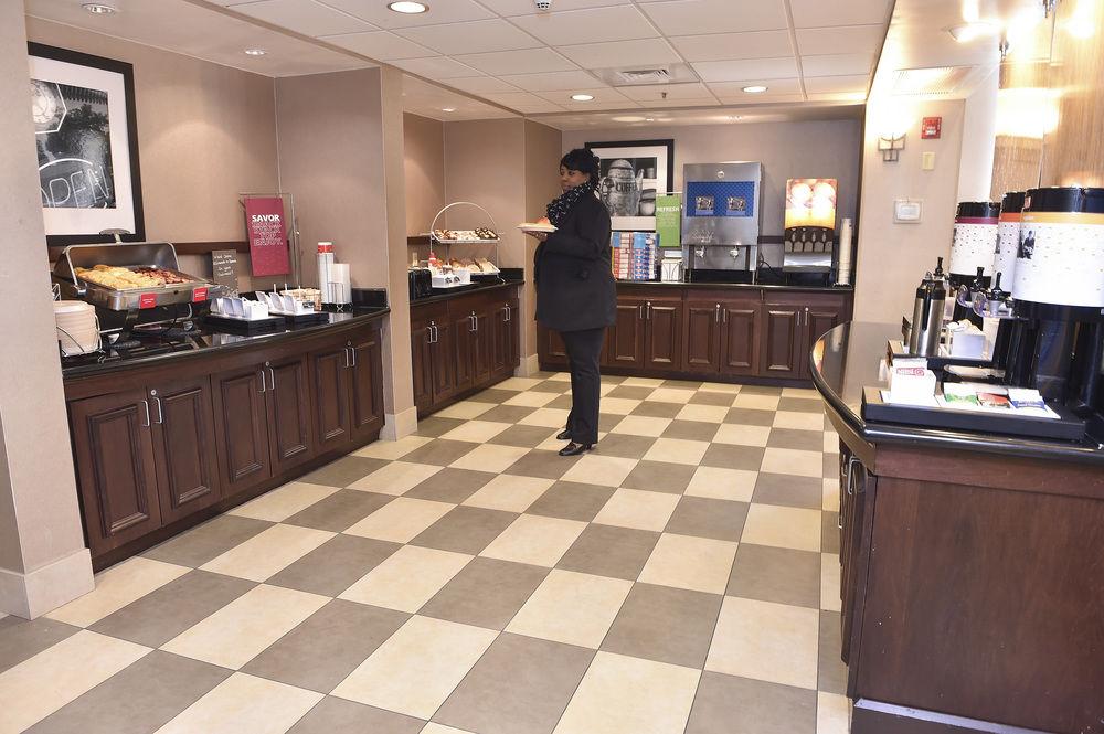 Hampton Inn&Suites Alexandria Extérieur photo