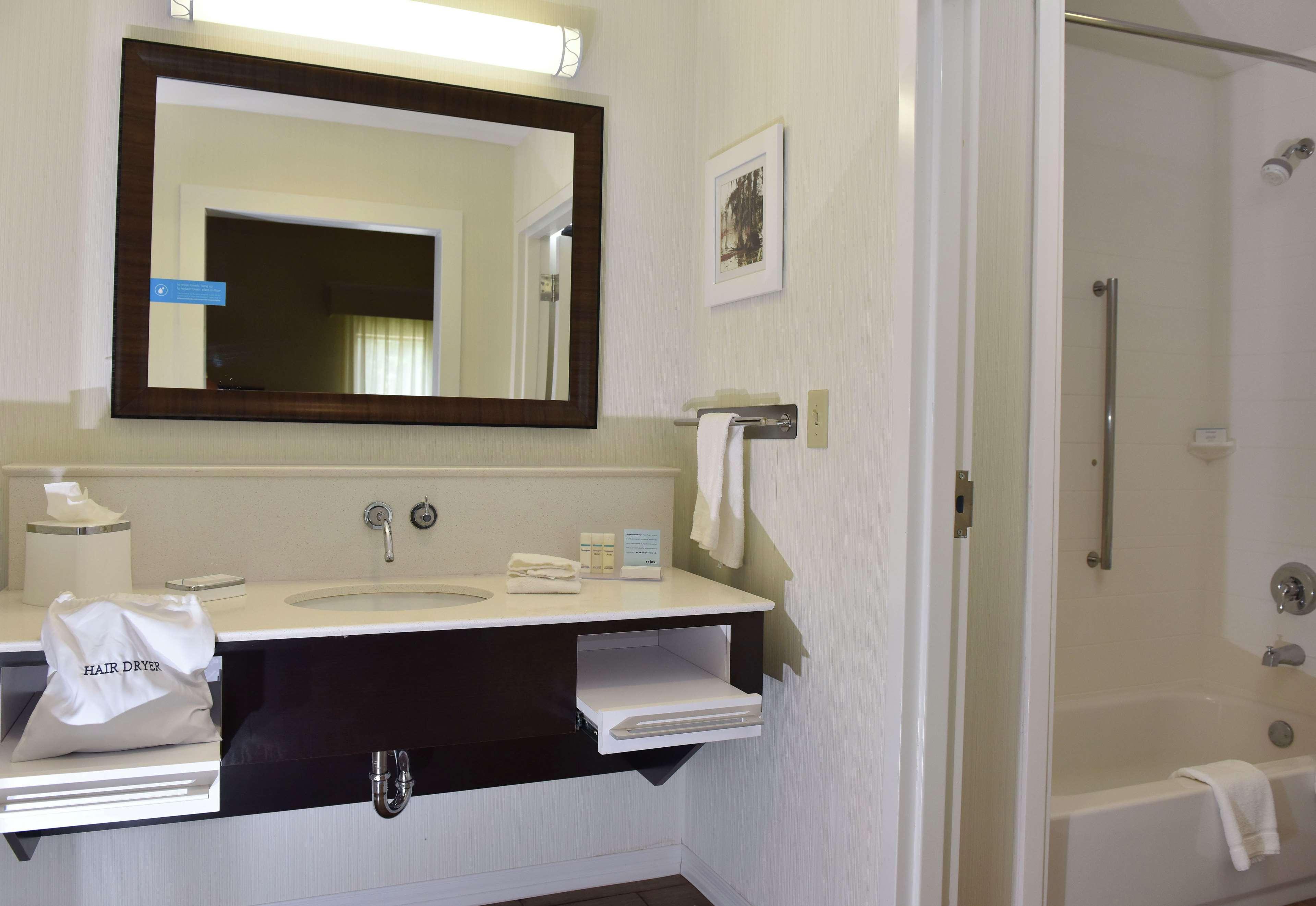 Hampton Inn&Suites Alexandria Extérieur photo