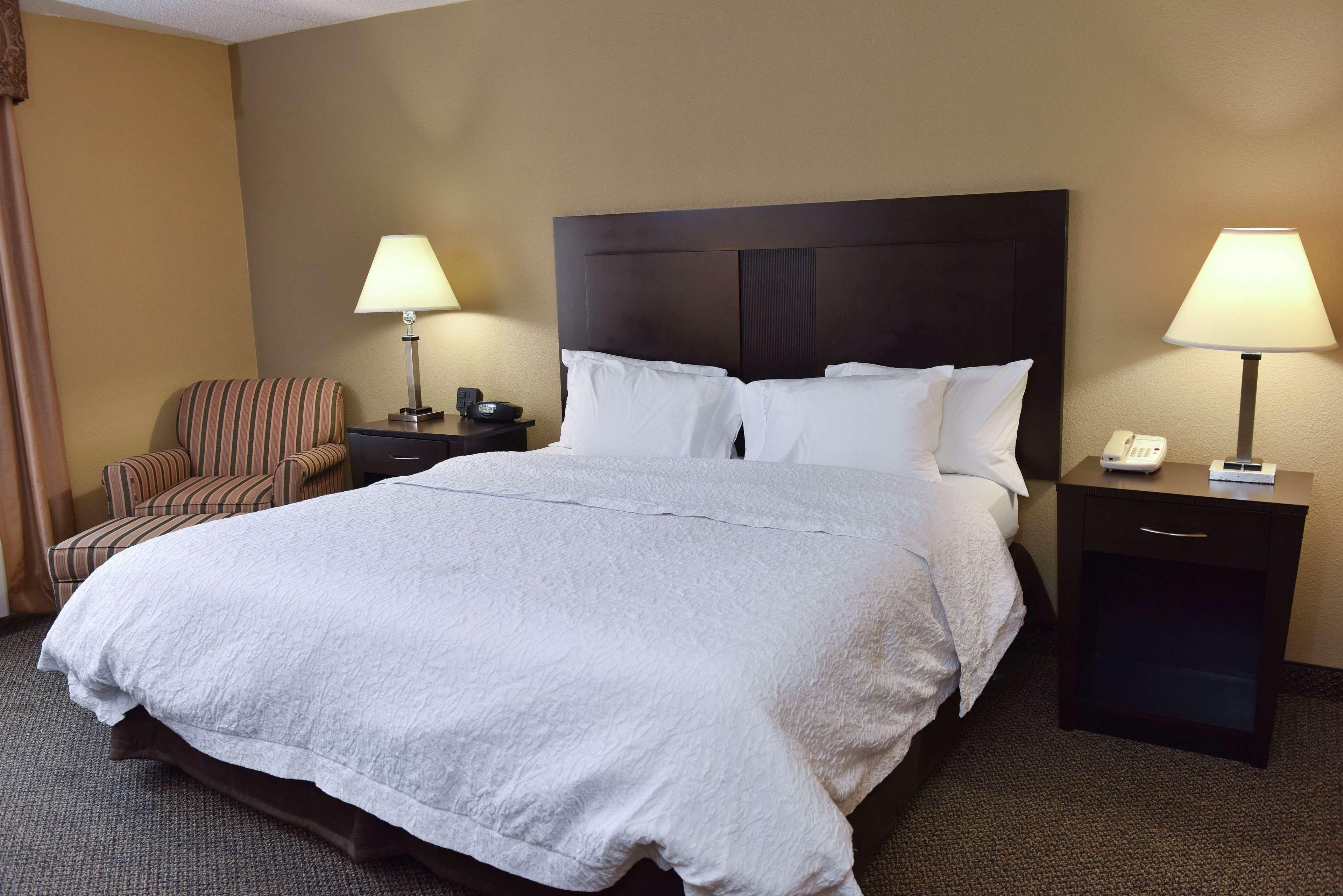 Hampton Inn&Suites Alexandria Extérieur photo