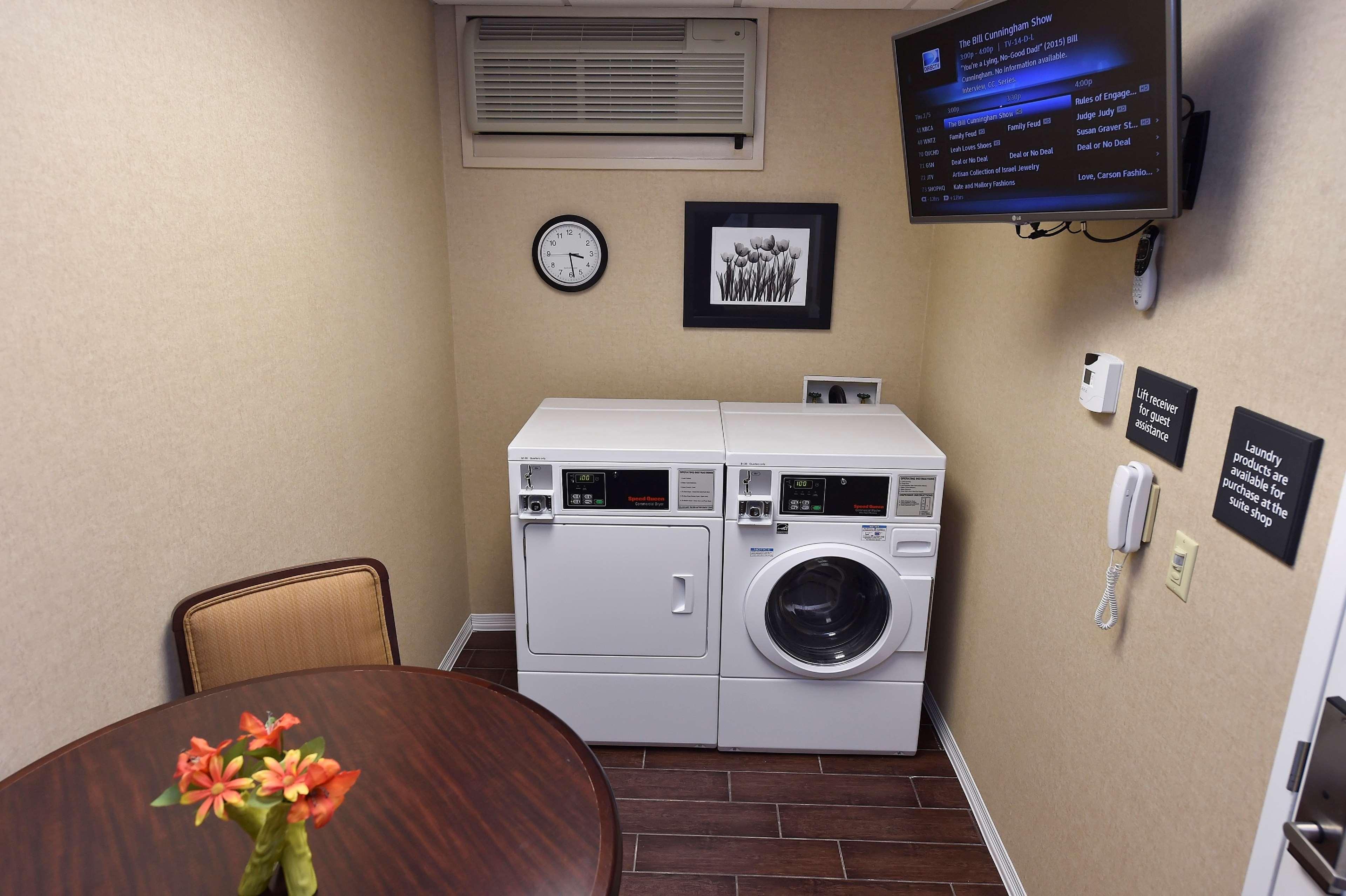 Hampton Inn&Suites Alexandria Extérieur photo