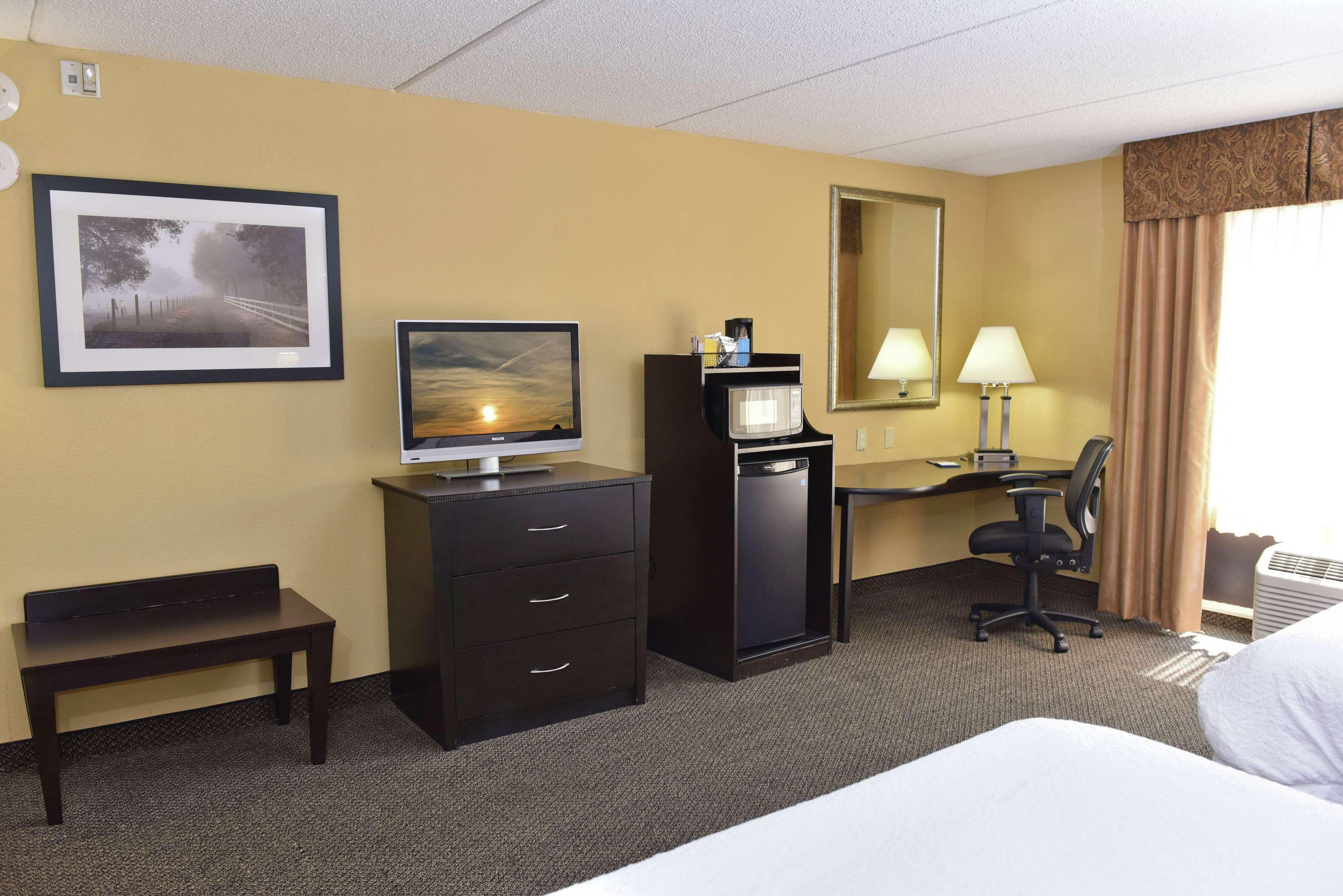 Hampton Inn&Suites Alexandria Extérieur photo