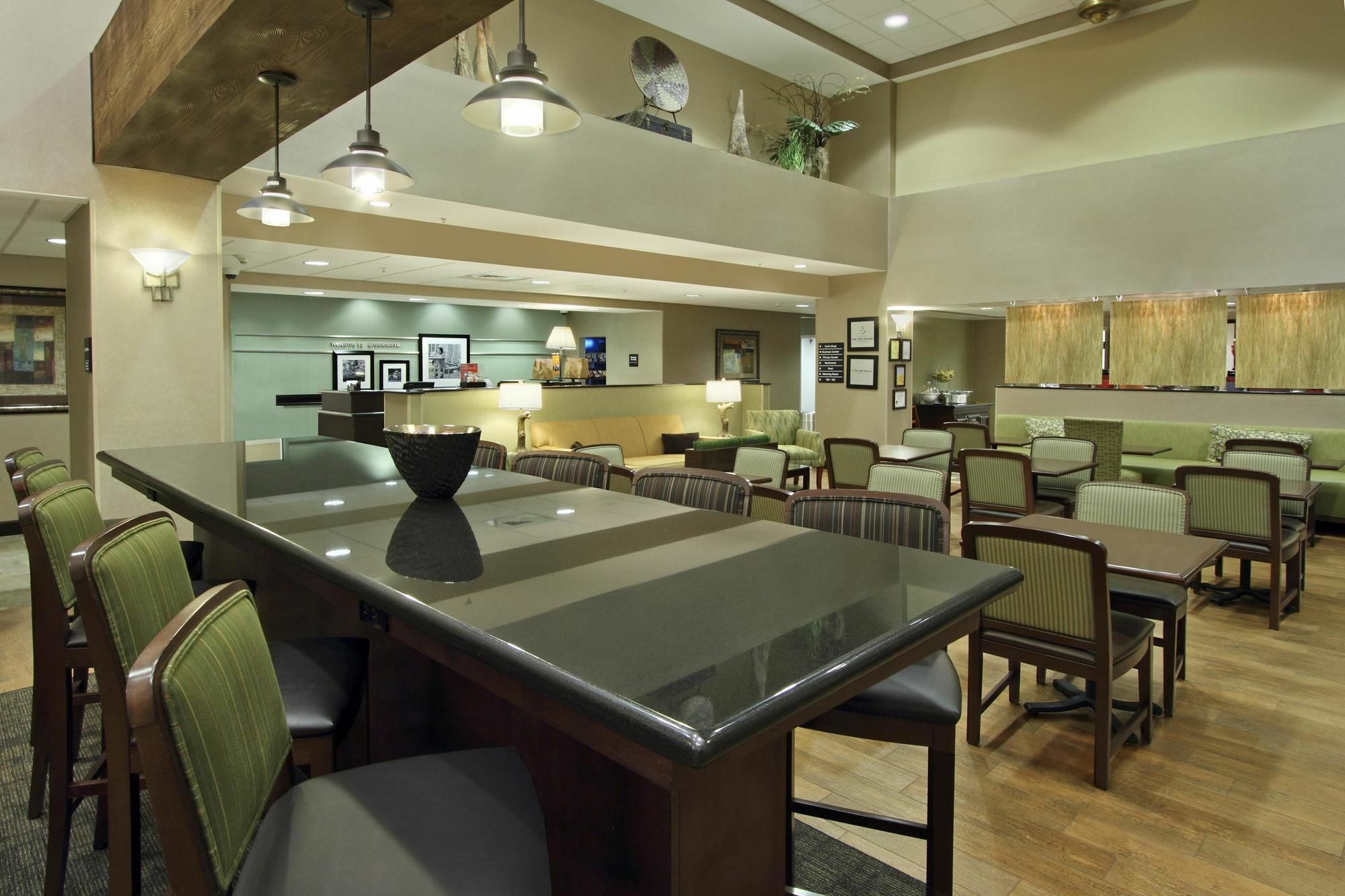 Hampton Inn&Suites Alexandria Extérieur photo